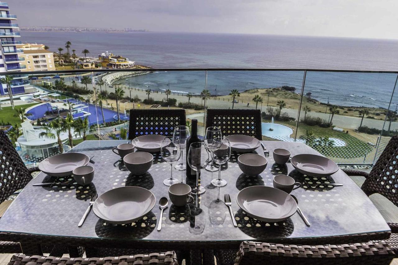 Apartamento Sea Senses Victoria Frente Al Mar Torrevieja Exterior photo