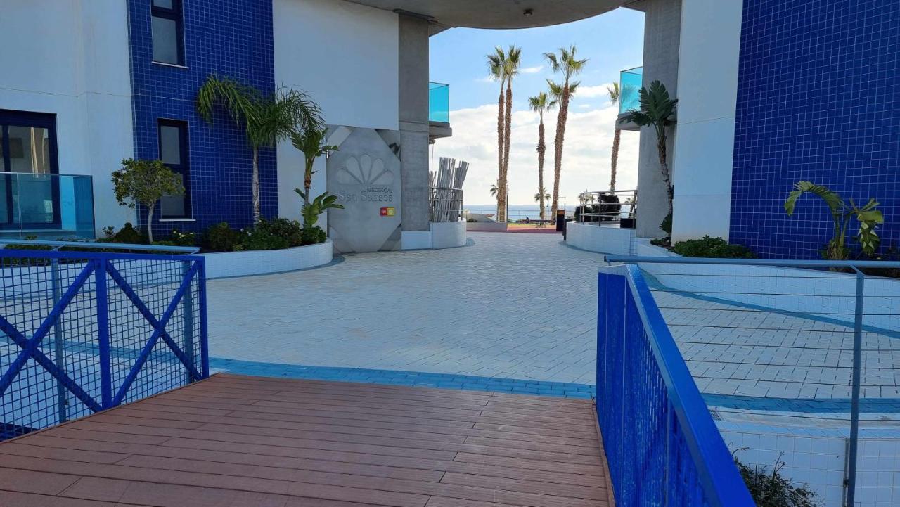 Apartamento Sea Senses Victoria Frente Al Mar Torrevieja Exterior photo